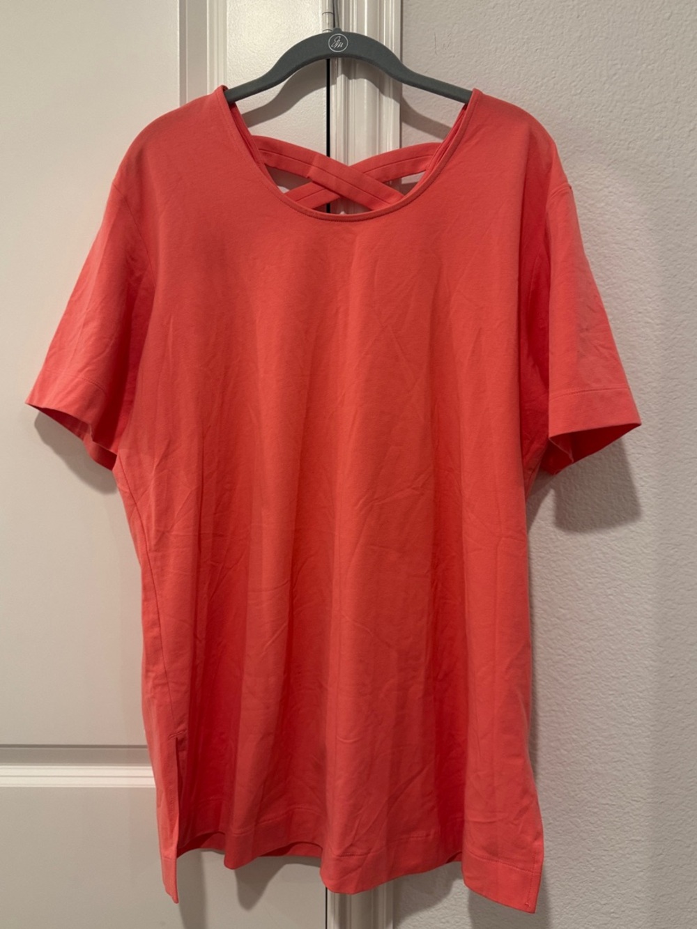 d&co Short-Sleeve Coral Tee with Crisscross Back